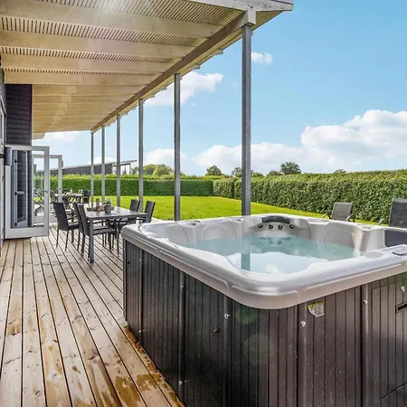Lovely In With Sauna Semesterbostad *