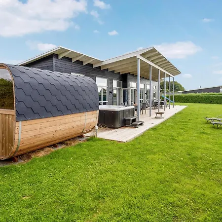 Lovely In Haderslev With Sauna בית נופש *